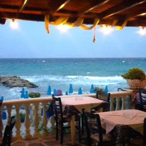Delfini 2*, Kallithea (Chalkidiki) Grecia